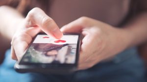 Successful Online Dating: A Guide to Finding Love in the Digital Age