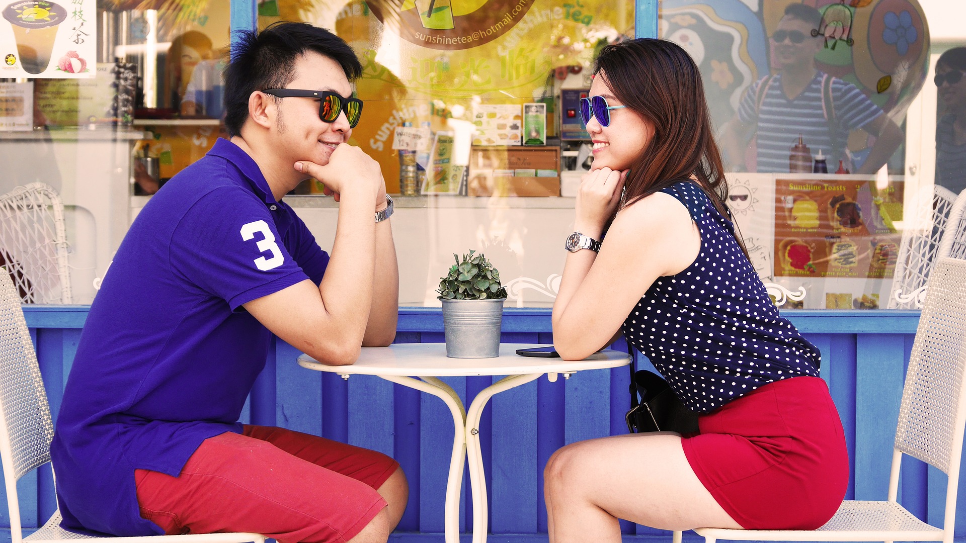 The Ultimate Guide to First Dates: Dos and Don’ts You Need to Know